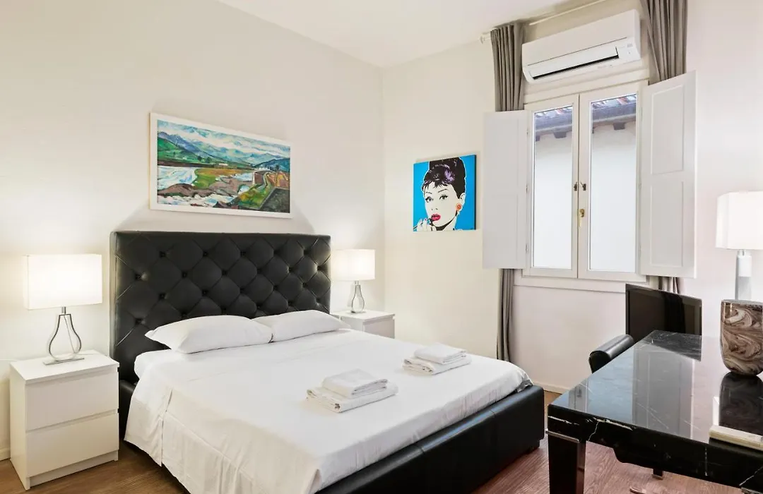 Palazzo Pitti&Boboli Comfortable Apartment-1